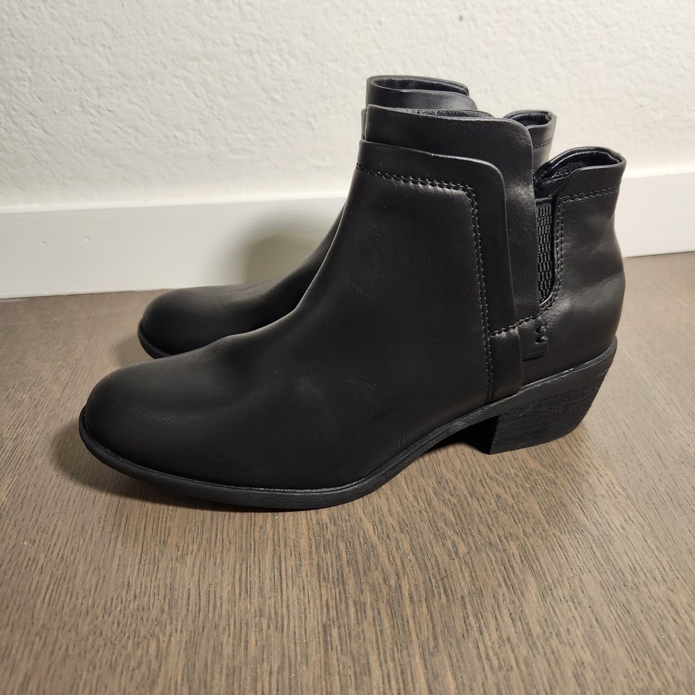 New $110 7 M BOC Born Grover Bootie Ankle Boots Black Slip On Faux Leather Heel